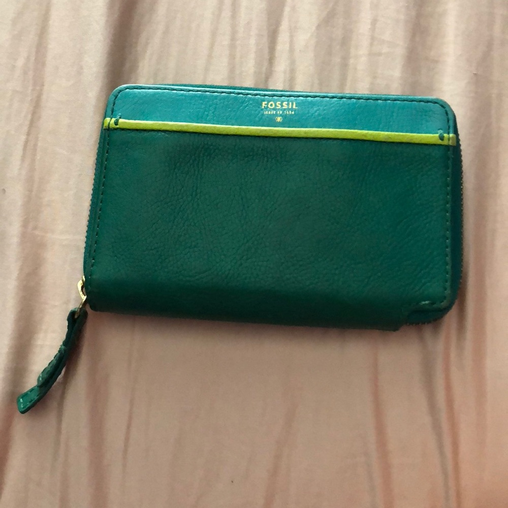 Fossil wallet